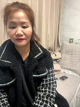 Anni-2000 online show from November 4, 3:38 am