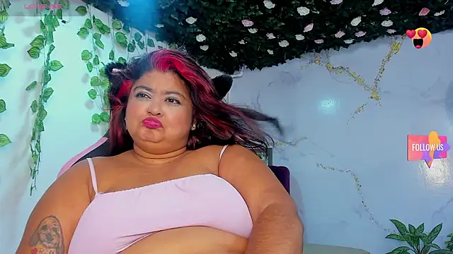 Hanna curvy  online show from February 10, 11:14 am