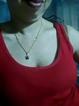 Snapshot of TRIEUTRIEU20 chatting on April 8, 2:17 pm TRIEUTRIEU20 online show from April 8, 2:17 pm