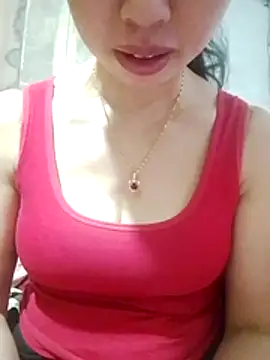 Snapshot of TRIEUTRIEU20 chatting on April 9, 2:33 am TRIEUTRIEU20 online show from April 9, 2:33 am