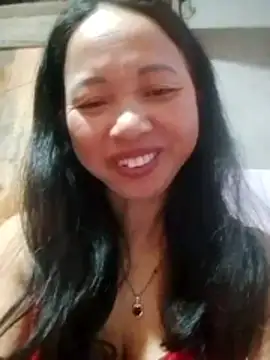 Snapshot of TRIEUTRIEU20 chatting on May 5, 3:25 am TRIEUTRIEU20 online show from May 5, 3:25 am