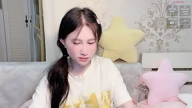Snapshot of anna-888- chatting on May 13, 1:08 pm anna-888- online show from May 13, 1:08 pm