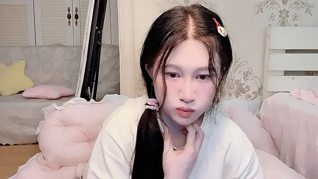 Snapshot of anna-888- chatting on May 28, 12:52 am anna-888- online show from May 28, 12:52 am