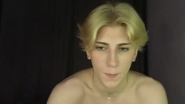 Oliver star boy  online show from May 9, 6:02 pm