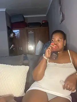 SweetCandy84 online show from November 9, 5:44 pm