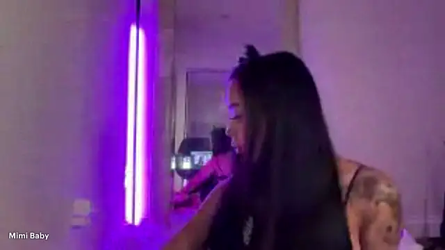 Snapshot of mimibabyxxx chatting on October 24, 1:46 am mimibabyxxx online show from October 24, 1:46 am