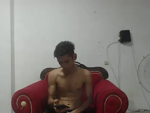 Snapshot of 27kemitosu02 chatting on October 25, 3:25 am 27kemitosu02 online show from October 25, 3:25 am