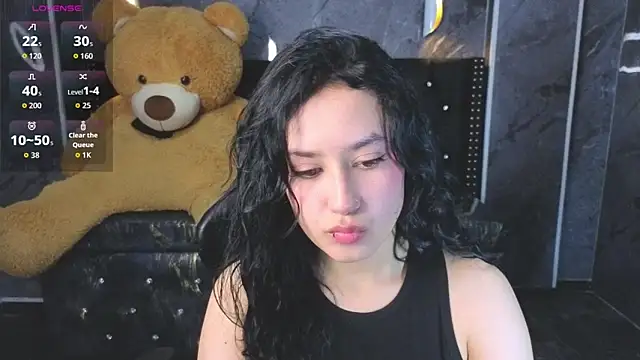 Aleja05 b online show from December 18, 7:42 pm