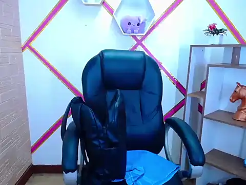 Keith Amara online show from October 24, 6:04 pm