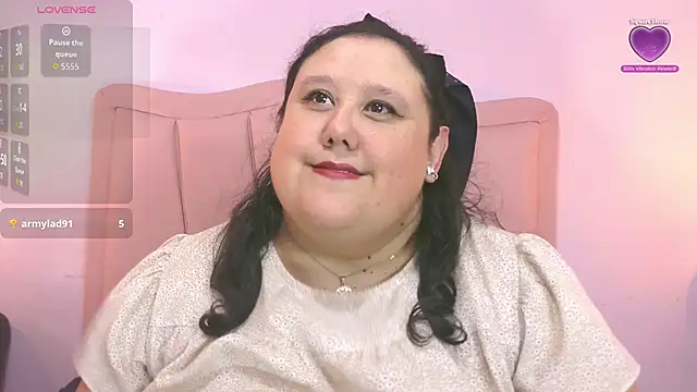 Snapshot of marianabbw30 chatting on November 11, 6:35 am marianabbw30 online show from November 11, 6:35 am
