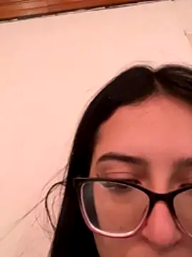 Kloe Novoa online show from December 2, 1:39 pm