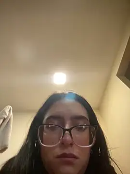 Snapshot of Kloe_Novoa chatting on March 14, 1:38 pm Kloe Novoa online show from March 14, 1:38 pm