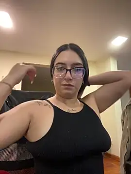 Snapshot of Kloe_Novoa chatting on March 17, 1:25 pm Kloe Novoa online show from March 17, 1:25 pm