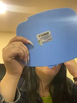 Snapshot of Kloe_Novoa chatting on March 27, 12:16 pm Kloe Novoa online show from March 27, 12:16 pm