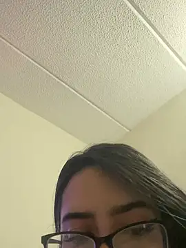 Snapshot of Kloe_Novoa chatting on April 25, 4:37 pm Kloe Novoa online show from April 25, 4:37 pm