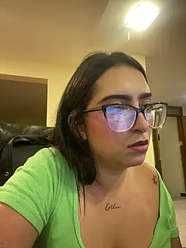 Snapshot of Kloe_Novoa chatting on April 29, 5:30 pm Kloe Novoa online show from April 29, 5:30 pm