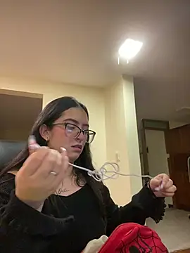 Snapshot of Kloe_Novoa chatting on May 26, 12:23 pm Kloe Novoa online show from May 26, 12:23 pm