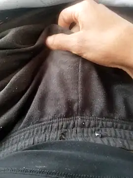Andres  00 online show from May 6, 1:05 pm