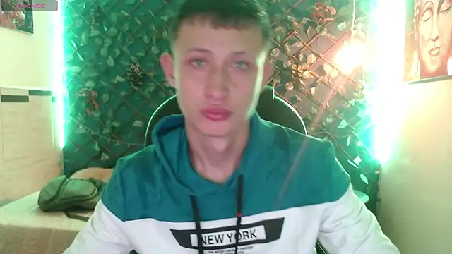 Garuo 18 online show from November 15, 2:53 am