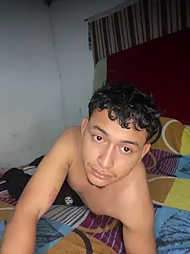 Snapshot of fer_luna chatting on October 26, 3:23 am fer luna online show from October 26, 3:23 am