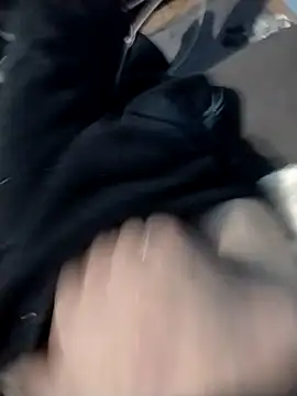 Ojitosbrrr online show from February 12, 9:59 am