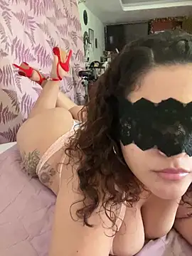 Snapshot of amellita-33 chatting on November 13, 3:27 am amellita-33 online show from November 13, 3:27 am