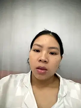 Snapshot of Milk_xx chatting on November 3, 2:51 pm Milk xx online show from November 3, 2:51 pm