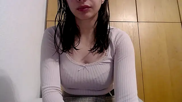 bellefleurrr online show from November 16, 7:30 pm