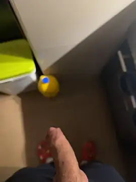 Snapshot of findomhot chatting on October 27, 7:51 pm findomhot online show from October 27, 7:51 pm