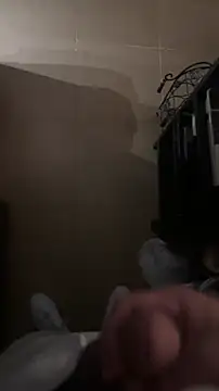 Snapshot of findomhot chatting on November 6, 9:15 pm findomhot online show from November 6, 9:15 pm