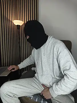 Snapshot of findomhot chatting on December 18, 6:03 pm findomhot online show from December 18, 6:03 pm