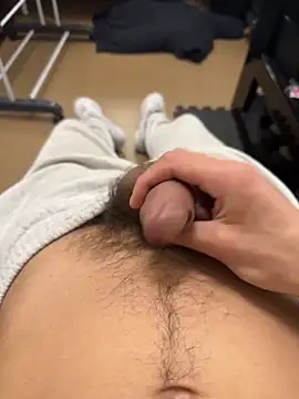 Snapshot of findomhot chatting on March 15, 8:26 pm findomhot online show from March 15, 8:26 pm