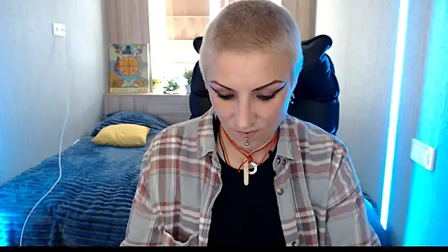Sweet-n-Strong online show from May 27, 11:51 am