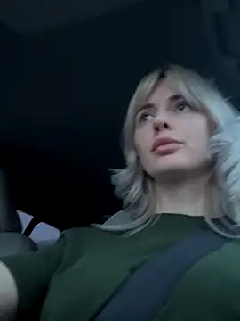 Snapshot of blondegirlx chatting on October 26, 3:18 pm blondegirlx online show from October 26, 3:18 pm