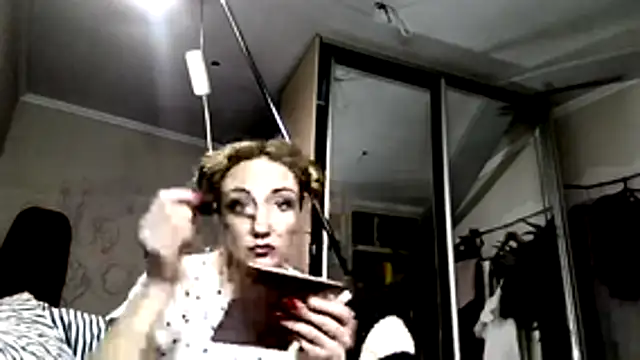 Snapshot of LilaniLoverx chatting on January 12, 9:42 pm LilaniLoverx online show from January 12, 9:42 pm