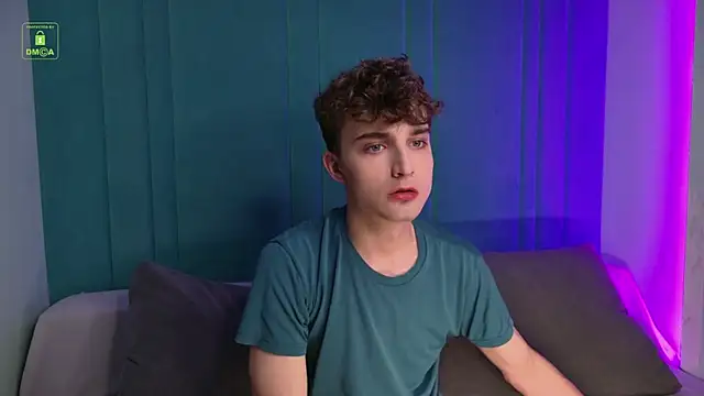 Snapshot of Richard_steele_hot chatting on July 11, 3:15 pm Richard steele hot online show from July 11, 3:15 pm