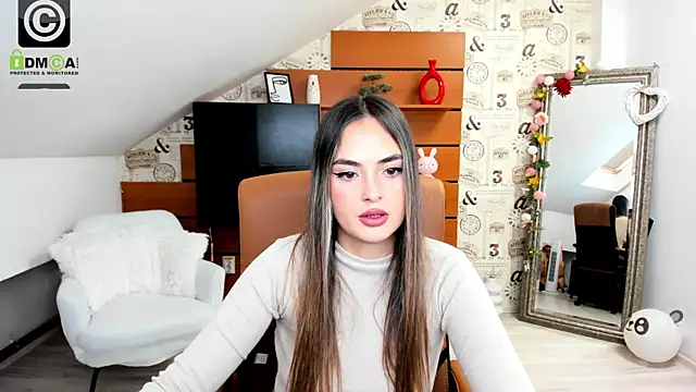 Snapshot of SerenLys chatting on October 25, 9:06 am SerenLys online show from October 25, 9:06 am