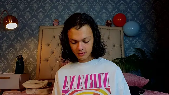 Indi rave online show from January 10, 1:24 pm