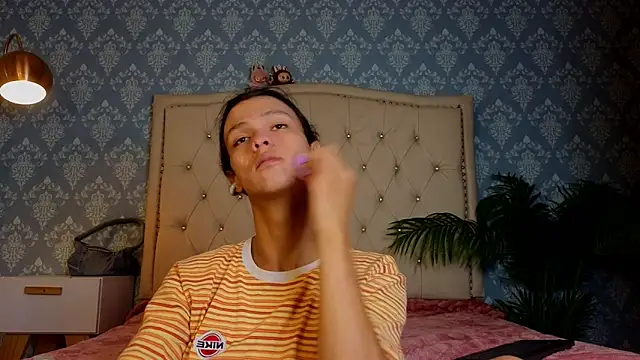 Indi rave online show from January 12, 3:39 pm