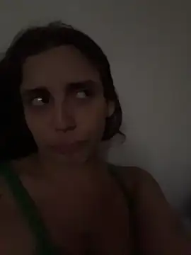 Snapshot of gigi333regi chatting on February 10, 9:46 am gigi333regi online show from February 10, 9:46 am