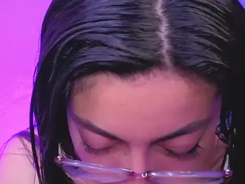 zylla storn online show from February 6, 8:18 am