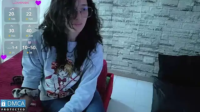 Snapshot of eva_delight_ chatting on May 5, 2:03 pm eva delight online show from May 5, 2:03 pm