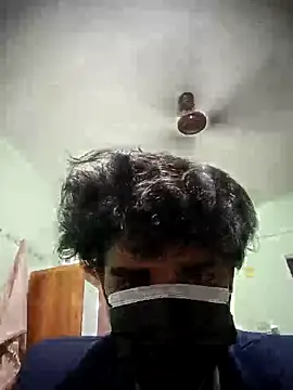 Snapshot of kriZ08 chatting on October 27, 11:14 am kriZ08 online show from October 27, 11:14 am