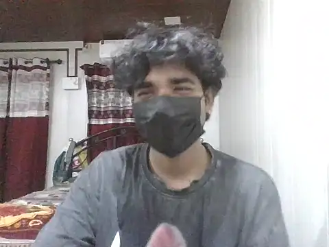 Snapshot of kriZ08 chatting on June 21, 5:59 pm kriZ08 online show from June 21, 5:59 pm
