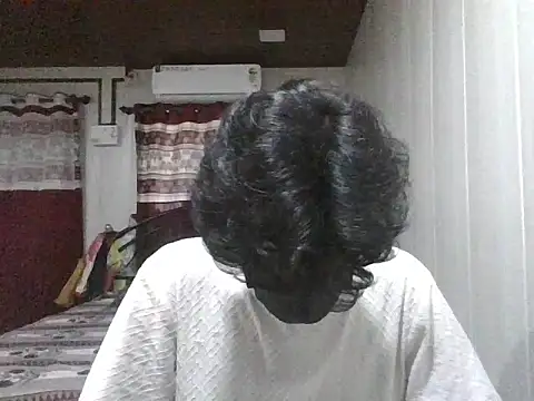 Snapshot of kriZ08 chatting on July 30, 7:07 am kriZ08 online show from July 30, 7:07 am