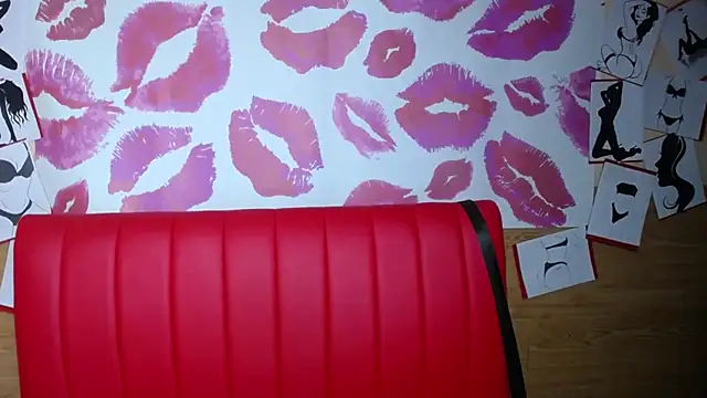 ScarletCargo online show from November 23, 6:13 am