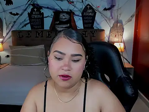 Snapshot of Prettyy_zoe chatting on October 27, 11:58 am Prettyy zoe online show from October 27, 11:58 am