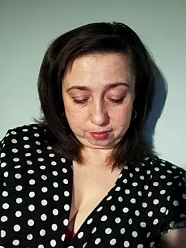 MaryKiki5619 online show from June 27, 7:30 pm