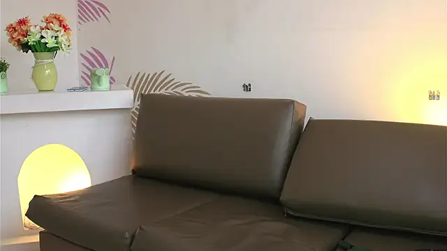 Isabelle Lane online show from March 25, 12:44 pm