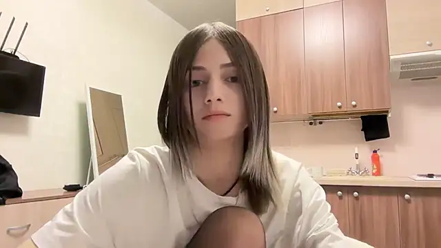 AidaGloshen online show from October 30, 6:19 pm